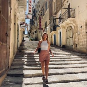 Meet your Posher, Aneta